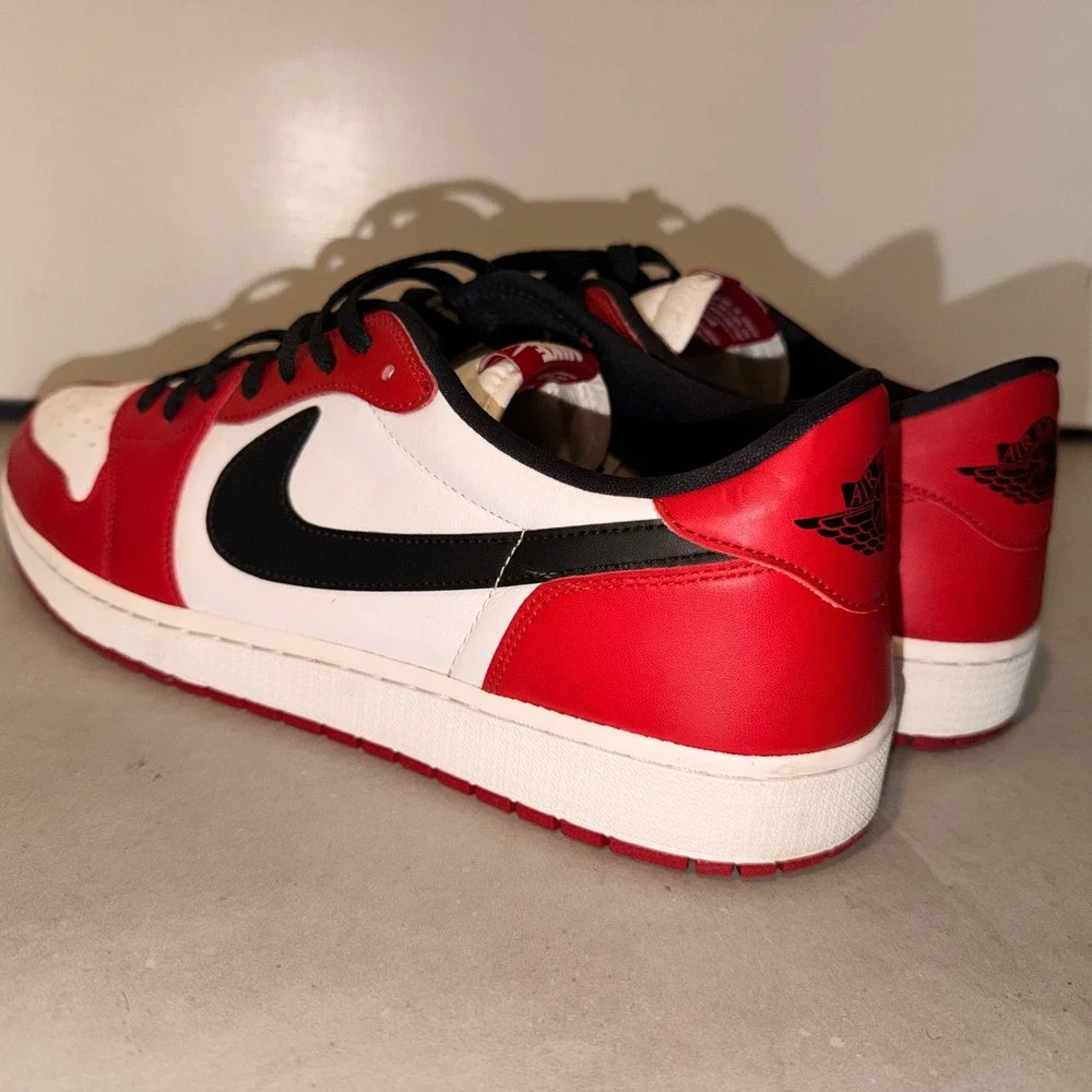 Air Jordan 1 Retro Low OG Chicago Mens 16 Red White Black 705329-600 2016 Clean